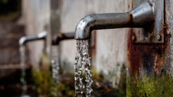 «Не можем с этим мириться»: Лимаренко поручил решить проблему с водой в Шахтерске