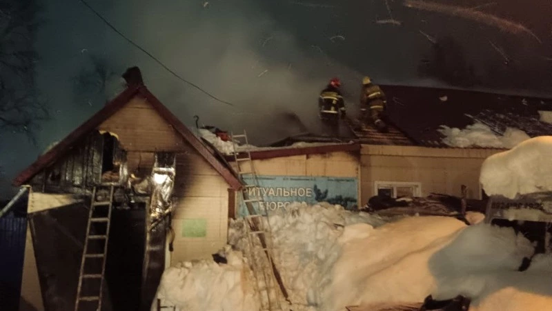 Ритуальное агентство «Незабудка» сгорело в Тымовском