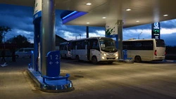 Что с бензином в столице Сахалина? Водители не могут заправиться