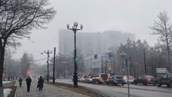 Туман окутал улицы Южно-Сахалинска утром 22 марта: фото