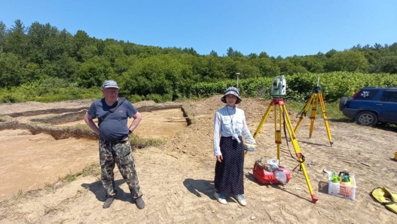 «Народные гиды» приехали на место археологических раскопок в Южно-Сахалинске
