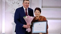 Валерий Лимаренко наградил сотрудников медиахолдинга «Губернские ведомости» по случаю Дня печати