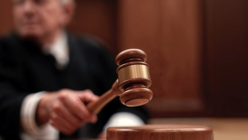 Сахалинца будут судить за изготовление наркотиков из конопли, которую он нашел в лесу