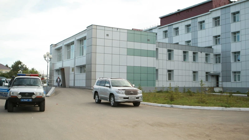 Охинки не хотят лечить интимные болезни в хирургии