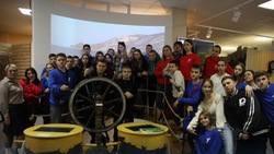 Школьники из ДНР побывали на экскурсии в музее книги Чехова «Остров Сахалин»