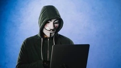 Аферисты заставили сахалинку отдать 830 тысяч рублей за закрытие уголовного дела