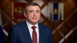  Валерий Лимаренко поздравил энергетиков с профессиональным праздником