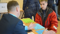 Южносахалинцы посетили первую в этом году ярмарку вакансий для молодёжи