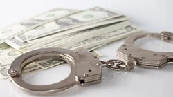 Сахалинскую мошенницу экстрадировали в Россию из Казахстана 