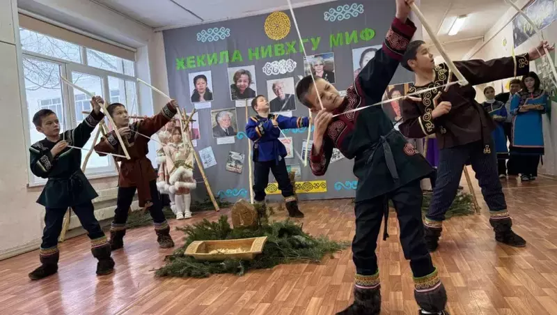 В школах появятся 40 новых программ  для изучения языков и литературы народов России