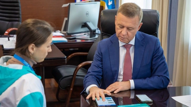 Мэр Южно-Сахалинска проголосовал за благоустройство сквера Защитников Отечества