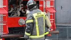 Губернатор Валерий Лимаренко поздравил сотрудников и ветеранов пожарной охраны с праздником 