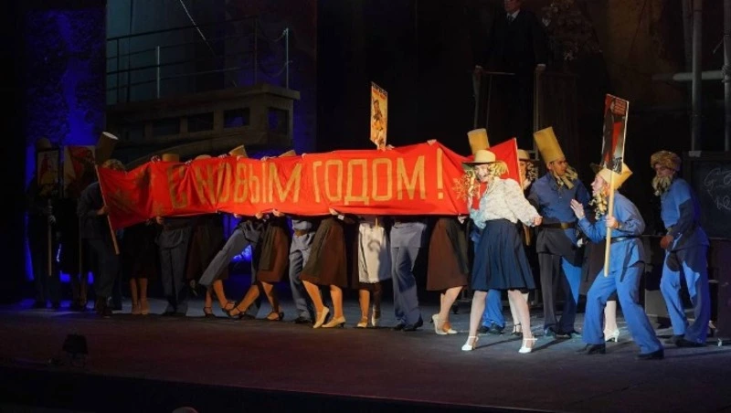 Новосибирский музыкальный театр открыл свой сезон гастролями на Сахалине