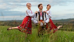 Церковный праздник 3 июня 2025: что нельзя делать в этот день, приметы