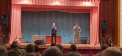 Артисты с Сахалина выступили с концертом перед мобилизованными бойцами на Донбассе