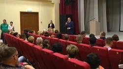 Валерий Лимаренко поручил исправить ошибки застройщика и отремонтировать дома на Шикотане