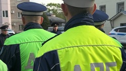 Девять машин отогнали на штрафстоянки сотрудники ГАИ в Сахалинской области 26 мая