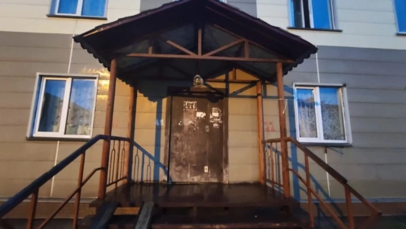 Подростка убило током в дождь на юге Сахалина