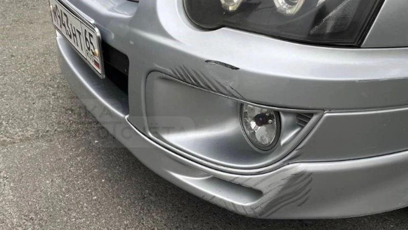 Полиция ищет на Сахалине велосипедиста, который въехал в иномарку и сбежал