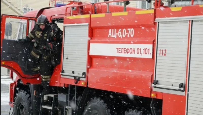 Мужчина погиб в своей вспыхнувшей квартире в Охе