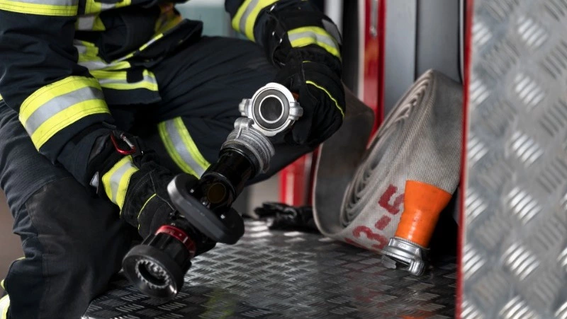 «Существовала угроза людям»: гаражи с ГСМ полыхали на Курилах