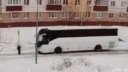 Автобус сбил школьника на пешеходном переходе в Поронайске