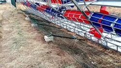 В Поронайске предательский ветер снес новые трибуны на стадионе