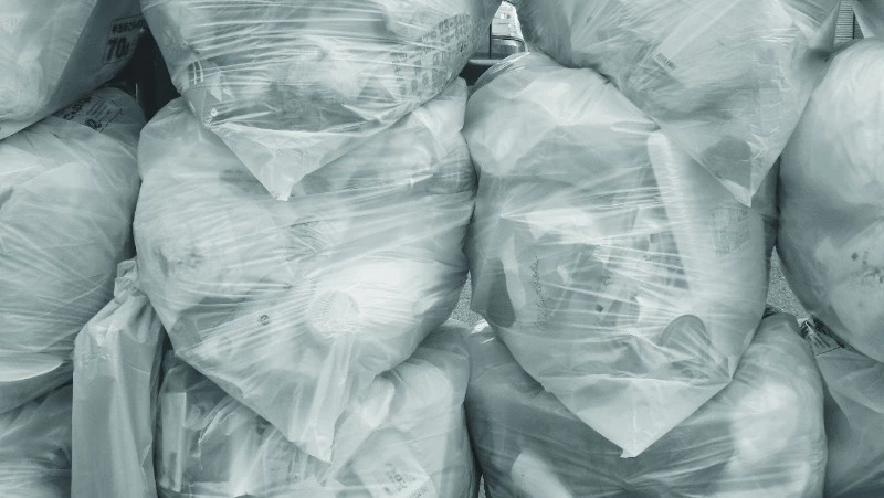 Почта России примет у жителей Сахалина бумагу и пластик в 2023 году