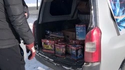 Пиротехнику из багажника иномарки продавали в Южно-Сахалинске