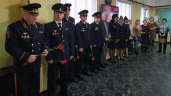 «Навсегда остался майором»: полицейские Сахалина почтили память погибших коллег