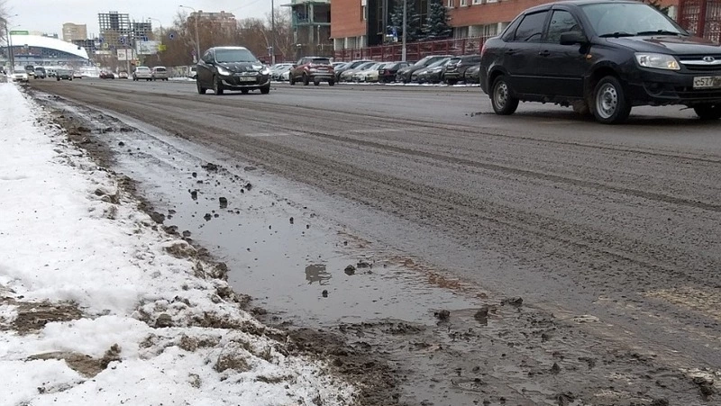 Ржавые авто и больные легкие: чем опасна «соленая» зима на Сахалине
