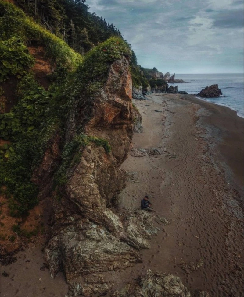 Сахалинский блогер показал лицо мыса Великана             