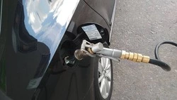 Больше трех тысяч автомобилей перевели на газ на Сахалине