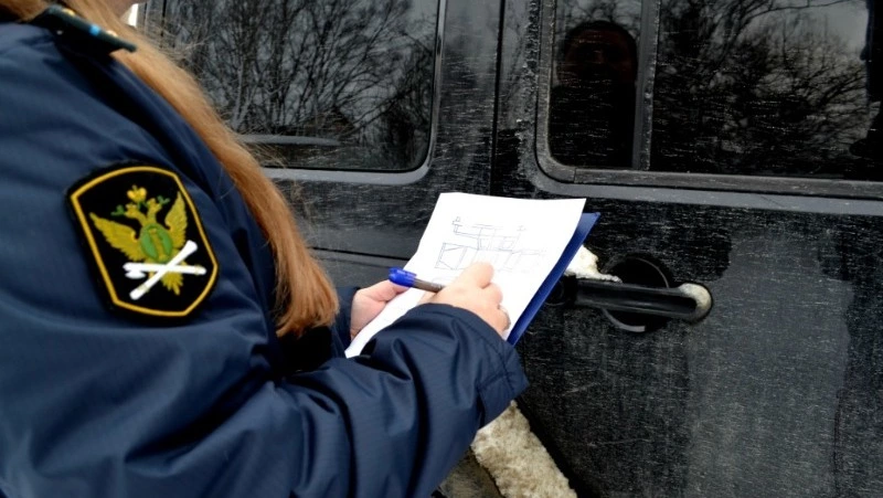 Арест перевоспитал неплательщицу алиментов на Сахалине