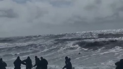 ЧП с рыбаками, которых унесло в море, не подтвердили в Поронайском районе