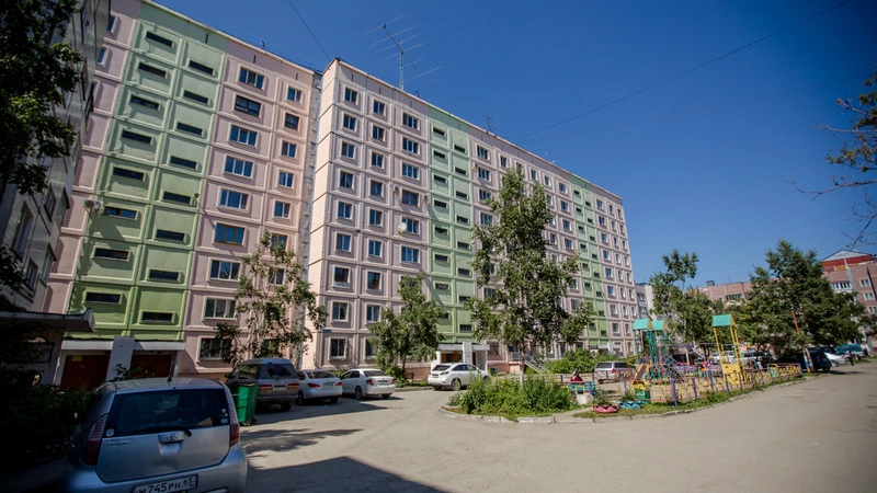 В домах Южно-Сахалинска устанавливают «умные» лифты