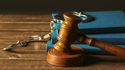 Жителя Углегорского района осудили за сбыт наркотиков через интернет