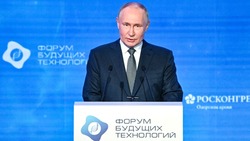 Владимир Путин предложил повысить зарплаты медработникам с 1 марта