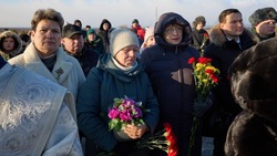 Жители Южно-Сахалинска почтили память Героев Отечества