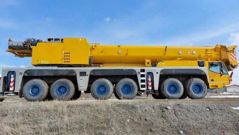 Сахалинская таможня оформила около 100 единиц техники для разработки месторождений