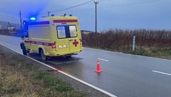 Пешеход пострадал под колесами внедорожника в селе Холмского района