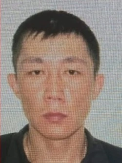 Мужчина с татуировкой дракона на плече пропал в Поронайске  