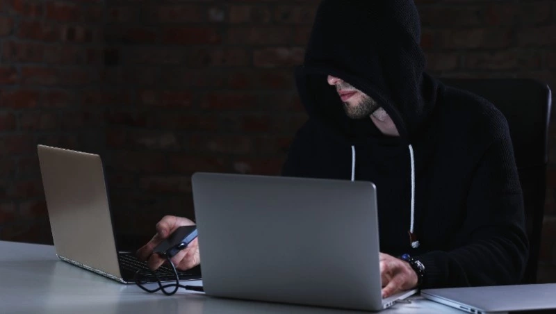 За два дня жители Сахалина лишились 7 млн рублей из-за мошенников