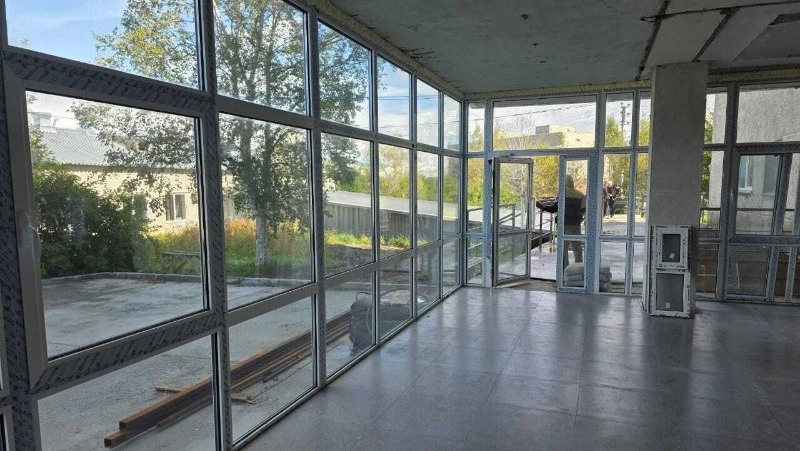 В Анивской ЦРБ капитальный ремонт завершат до конца 2025 года