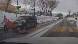 В Госавтоинспекции опубликовали видео ДТП со школьницей в Луговом