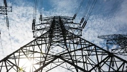 Энергоснабжение восстанавливают в Углегорском районе после мощного циклона