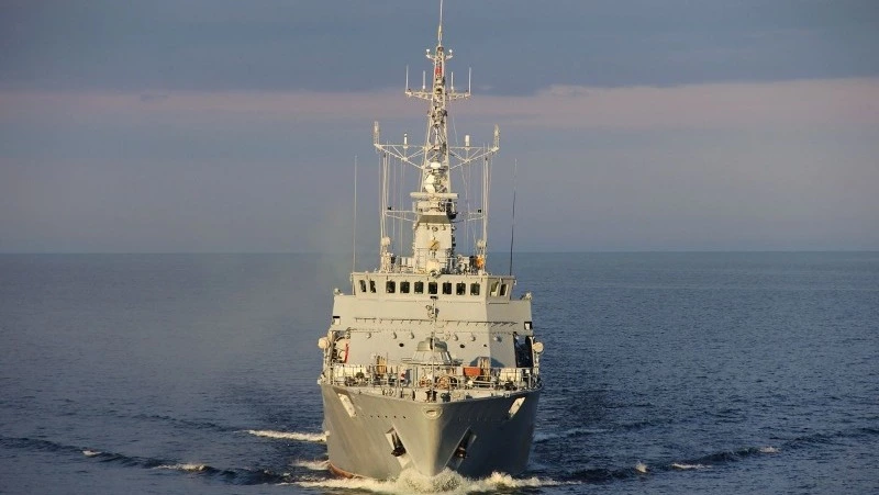 Морские тральщики с Камчатки отработали постановку минных заграждений возле Курил 