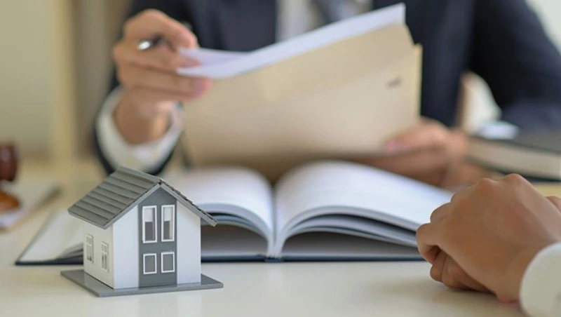 Прокуратура восстановила права на квартиру несовершеннолетних в Долинском районе