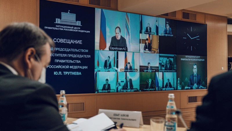 Медикам на Дальнем Востоке выдадут 100 тысяч защитных костюмов