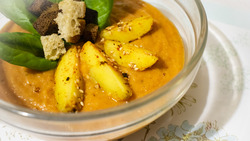 Густой, пряный, овощной: сахалинцам подарили рецепт супа-пюре из пяти ингредиентов